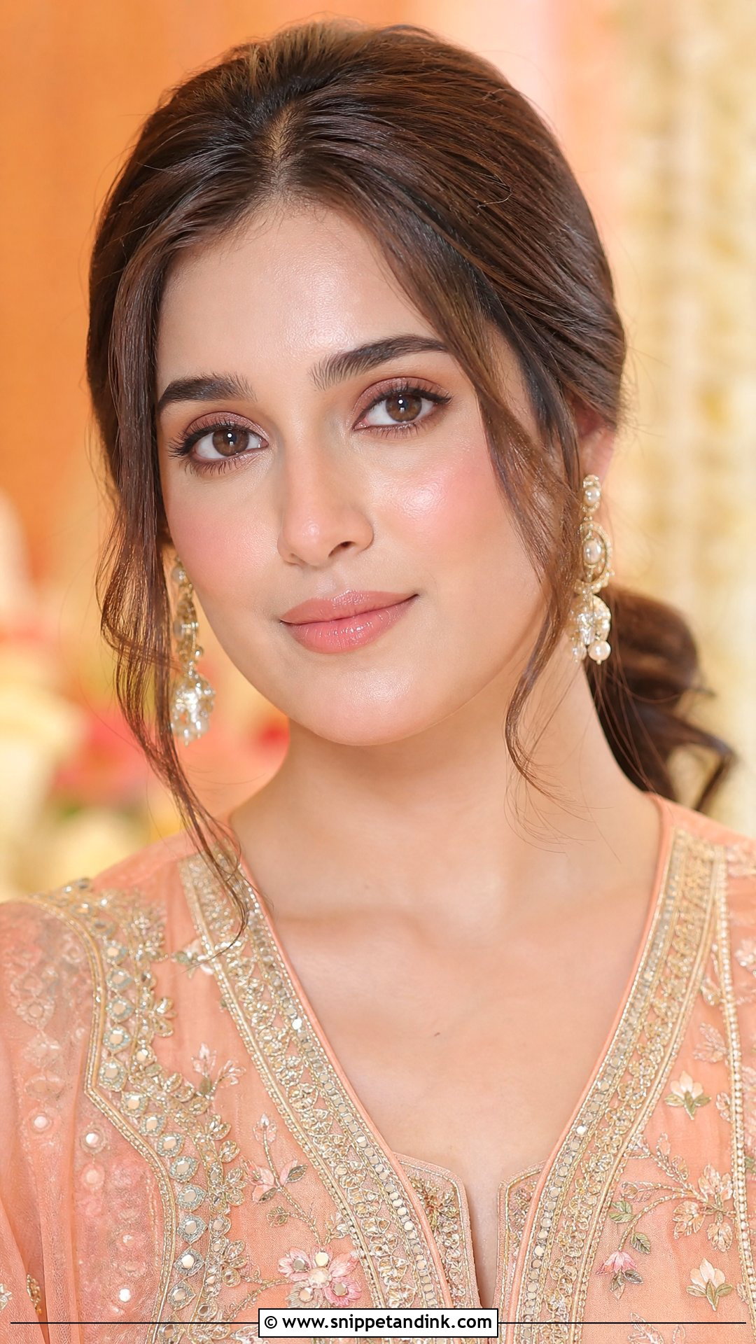 Desi Wedding Minimal Makeup - Snippet and Ink - 25 Desi Wedding Makeup Ideas