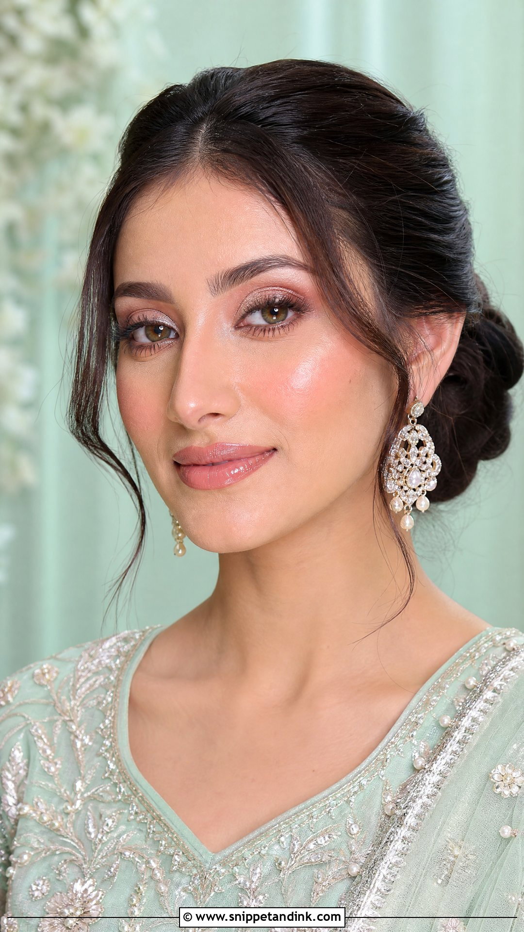 Dewy Walima Bridal Makeup - Snippet and Ink - 20 Pakistani Bridal Walima Makeup Look Ideas