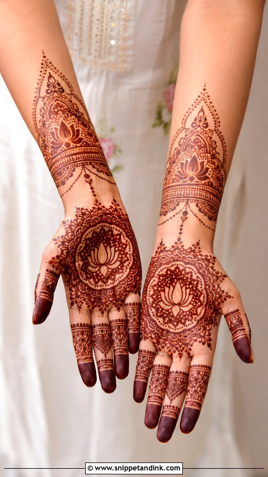 Diwali Aesthetic Mehndi Design - Snippet and Ink - 35 Aesthetic Mehndi Designs