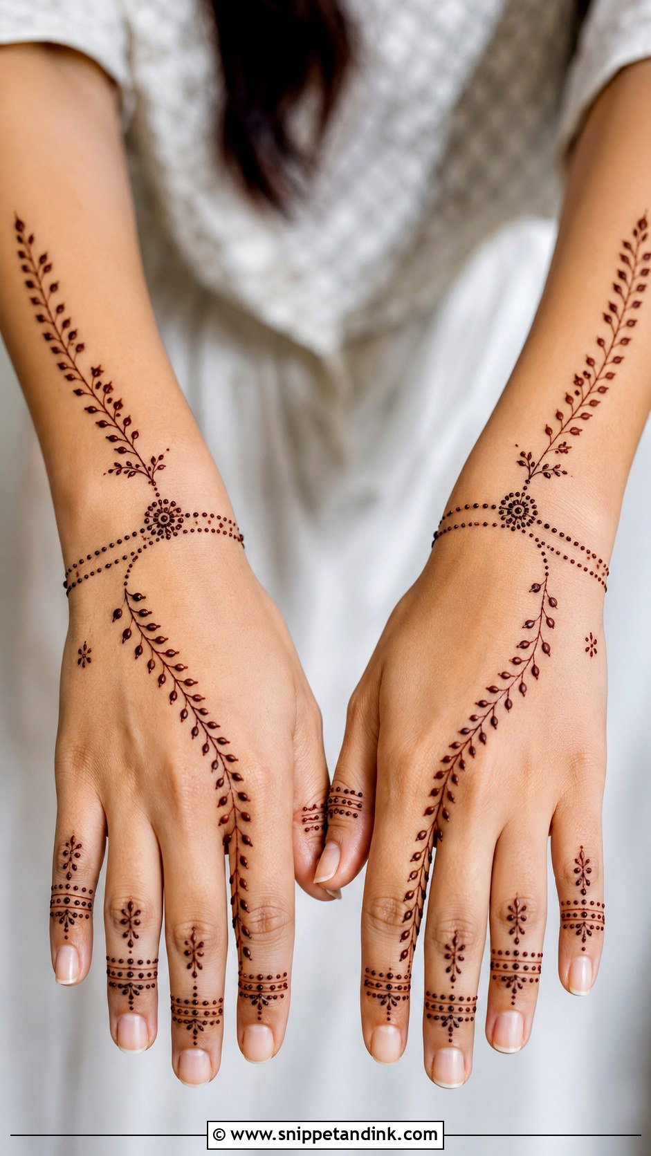 Dotted Bel Mehndi Design - Snippet and Ink - 30 Bel Mehndi Designs
