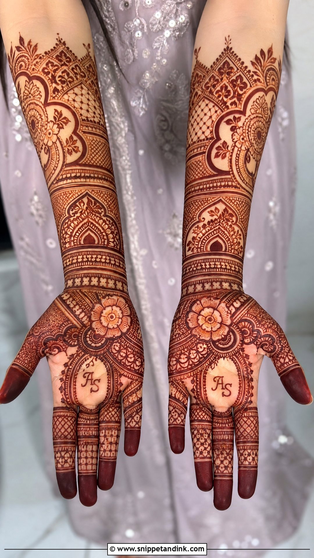 Dubai Bridal Front Hand Mehndi Design - Snippet and Ink - 20 Dubai Front Hand Mehndi Designs