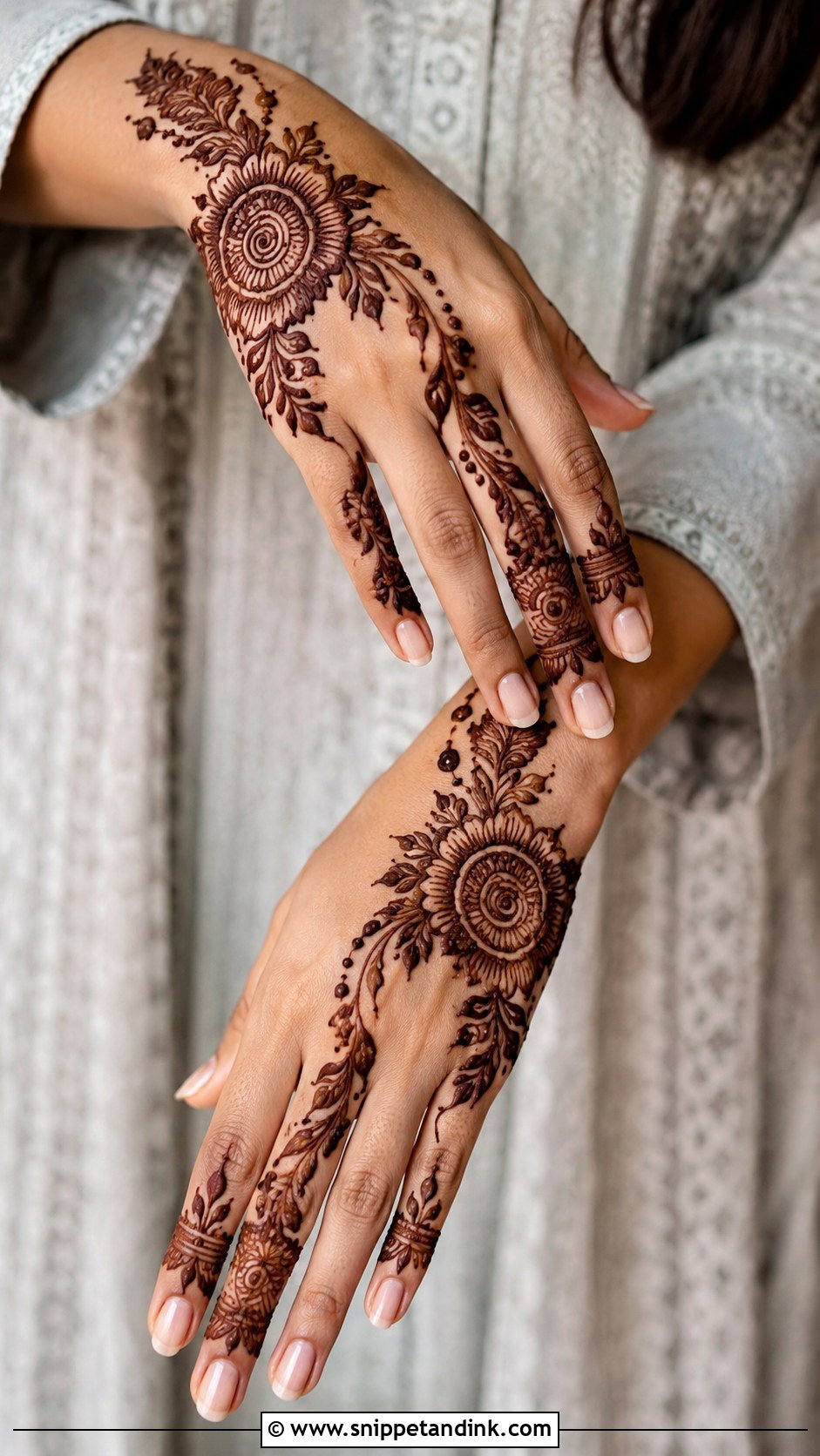 Dubai Half Hand Mehndi Design - Snippet and Ink - 35 Dubai Mehndi Designs