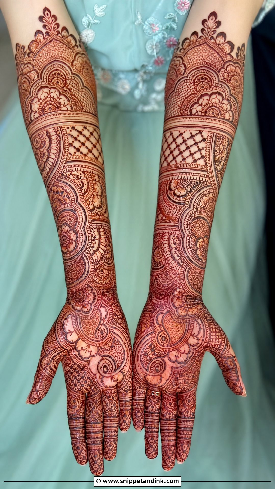 Dubai Heavy Full Hand Mehndi Design - Snippet and Ink - 20 Dubai Full Hand Mehndi Designs