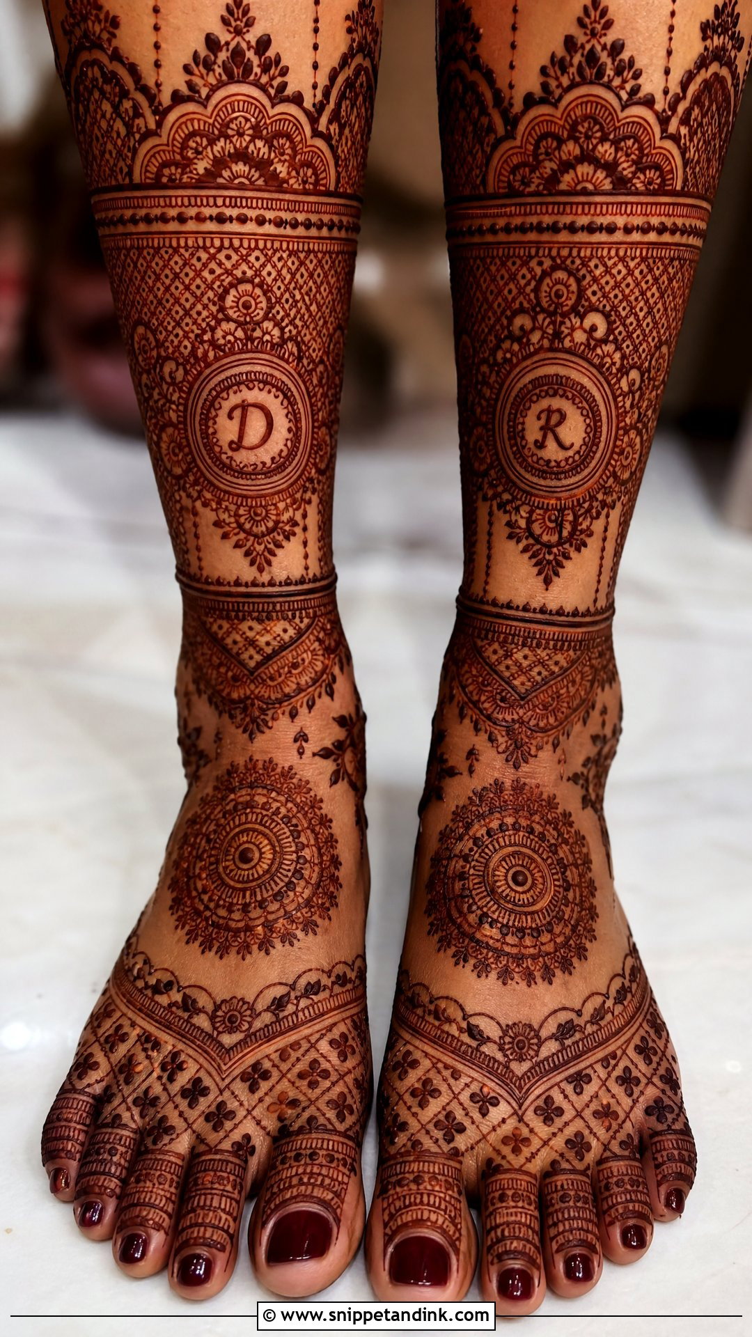Dulhan Feet Mehndi Design - Snippet and Ink - 20 Bridal Mehndi Designs for Feet