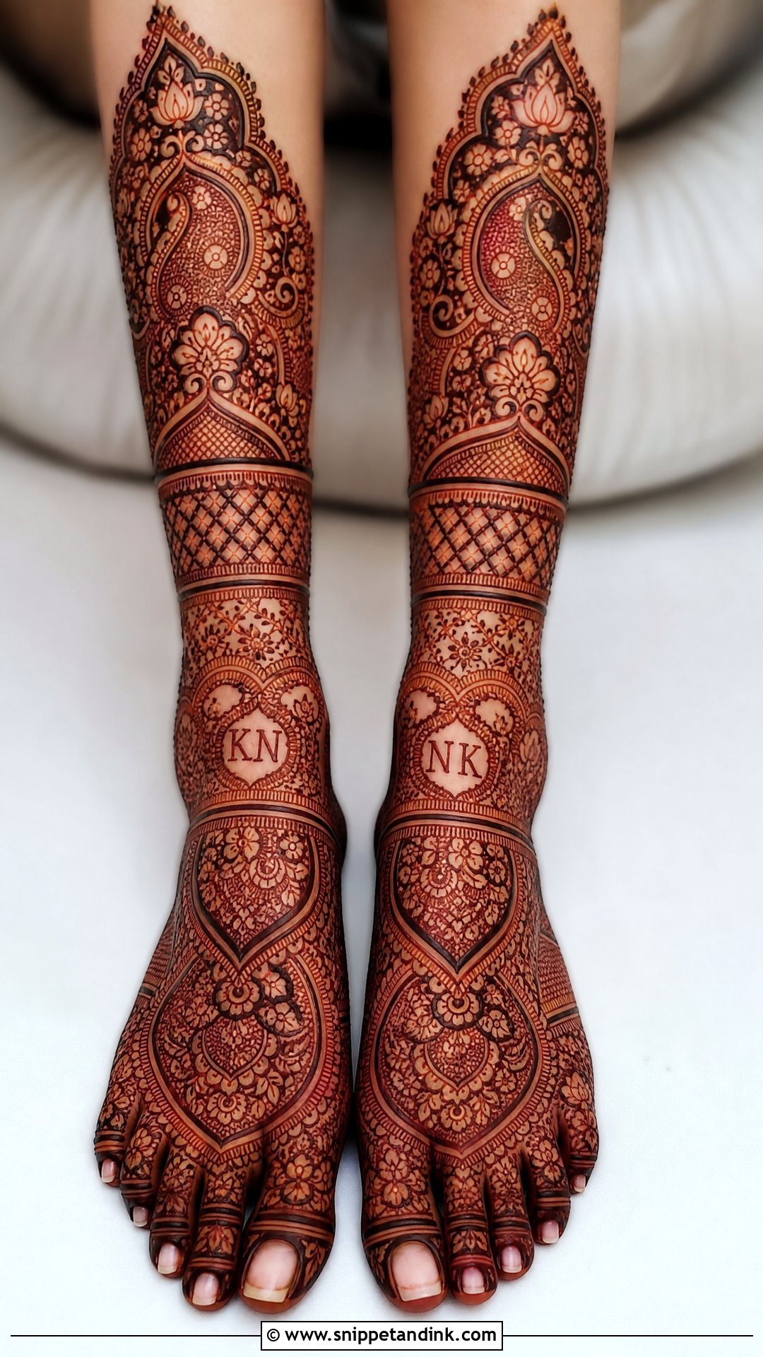 Dulhan Leg Mehndi Design - Snippet and Ink - 20 Bridal Mehndi Designs Legs Brides