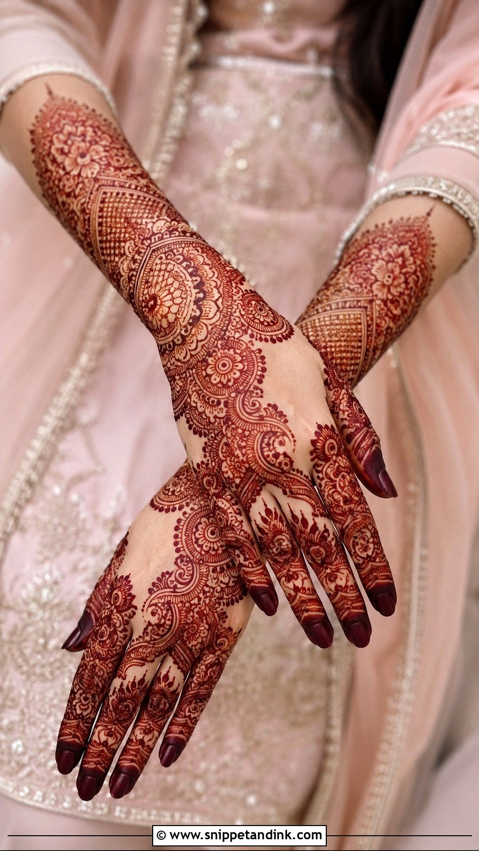 Dupatta Focus Mehndi Dress For Bride - Snippet and Ink - 35 Mehndi Dress for Bride Ideas
