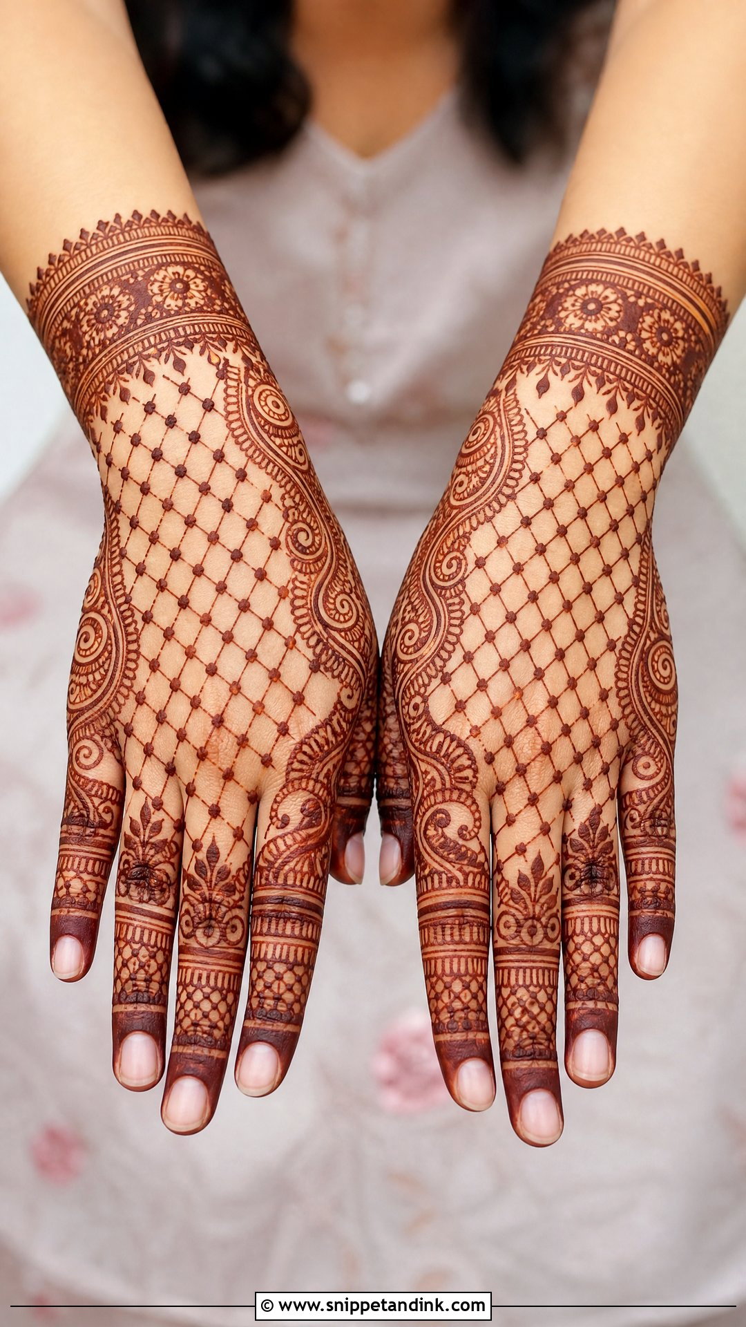Easy Bridal Mehndi Design With Jaali - Snippet and Ink - 20 Easy Bridal Mehndi Designs
