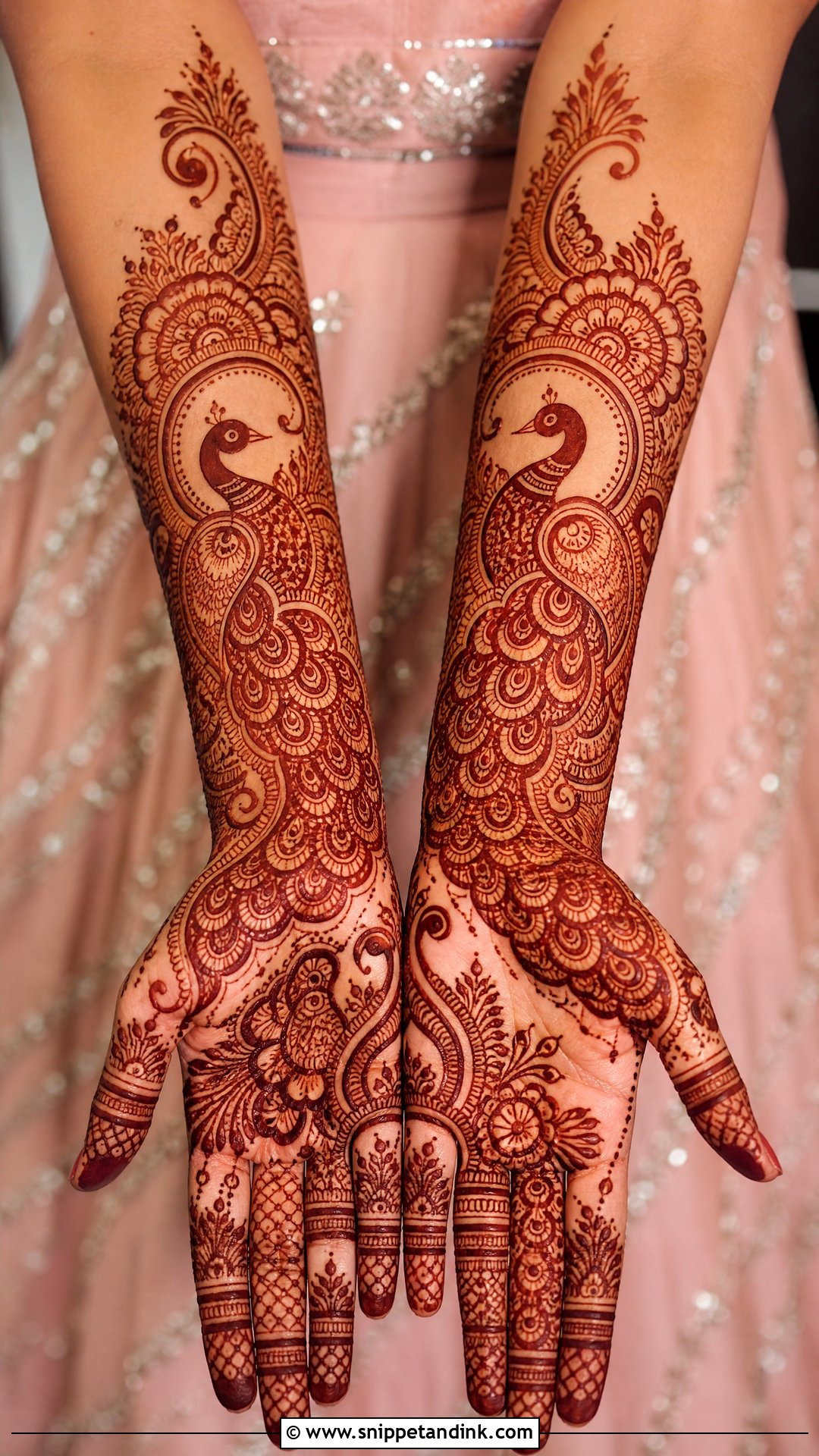 Easy Bridal Mehndi Design With Peacock - Snippet and Ink - 20 Easy Bridal Mehndi Designs