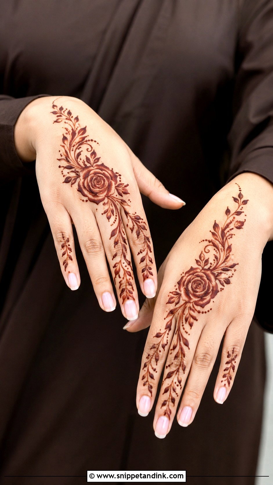 Easy Dubai Rose Mehndi Design - Snippet and Ink - 35 Dubai Rose Mehndi Designs