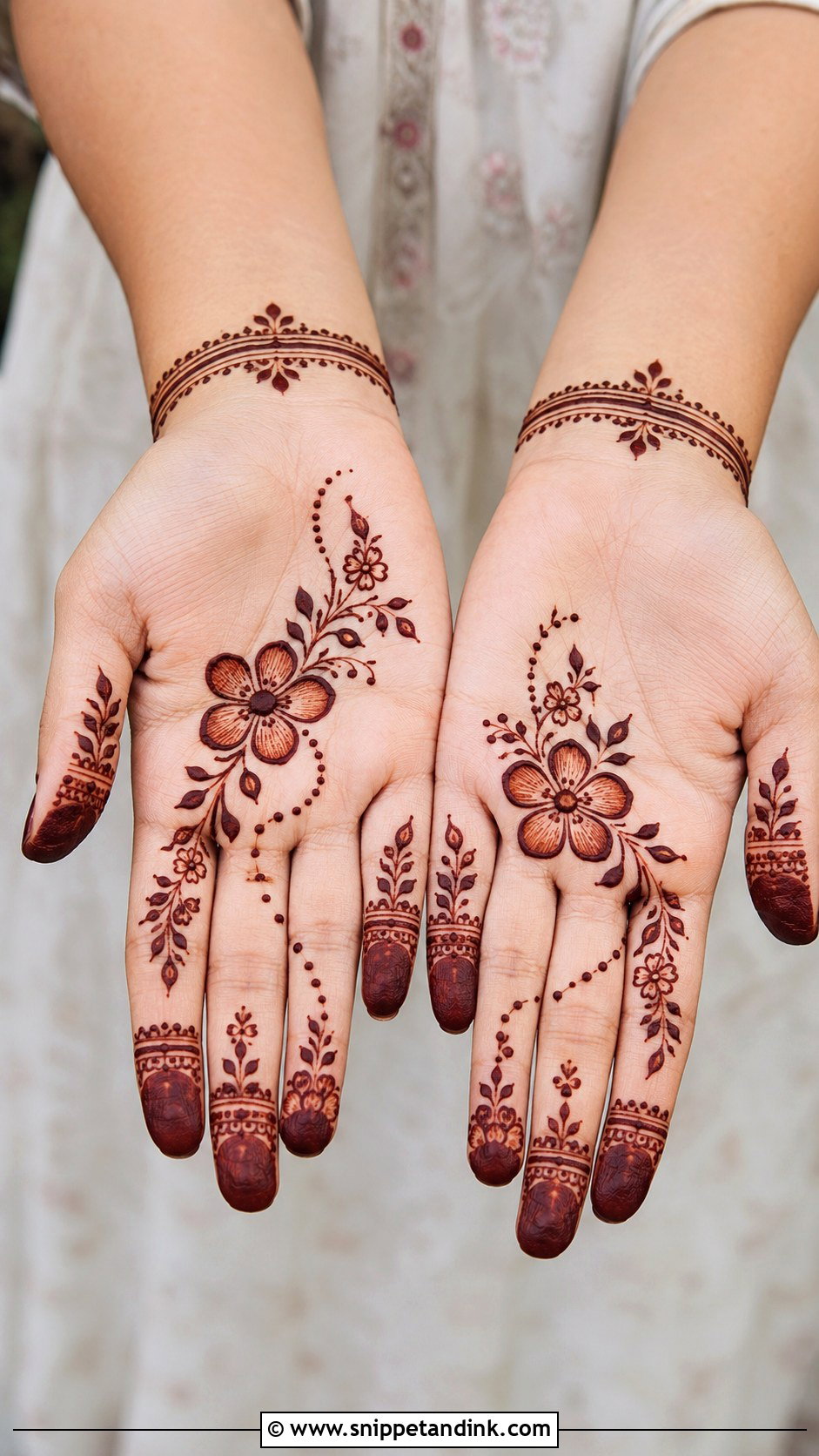 Easy Floral Mehndi Design - Snippet and Ink - 35 Floral Mehndi Designs