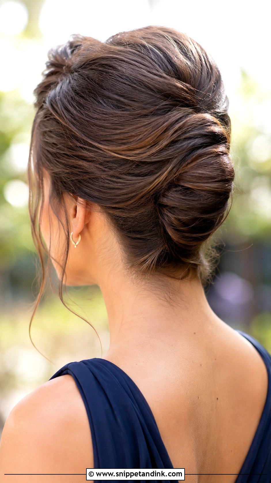 Easy French Twist Bridesmaid Updo - Snippet and Ink - 20 Easy Bridesmaid Updo Ideas