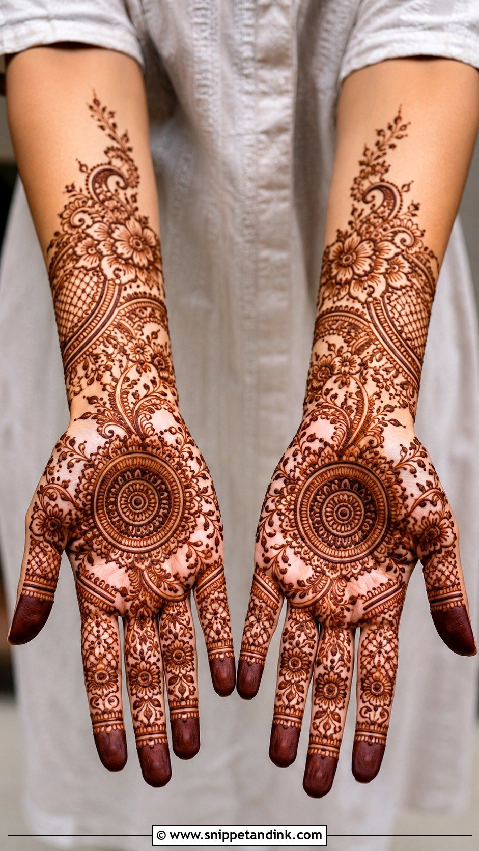 Easy Full Hand Mehndi Design - Snippet and Ink - 35 Simple Easy Mehndi Designs