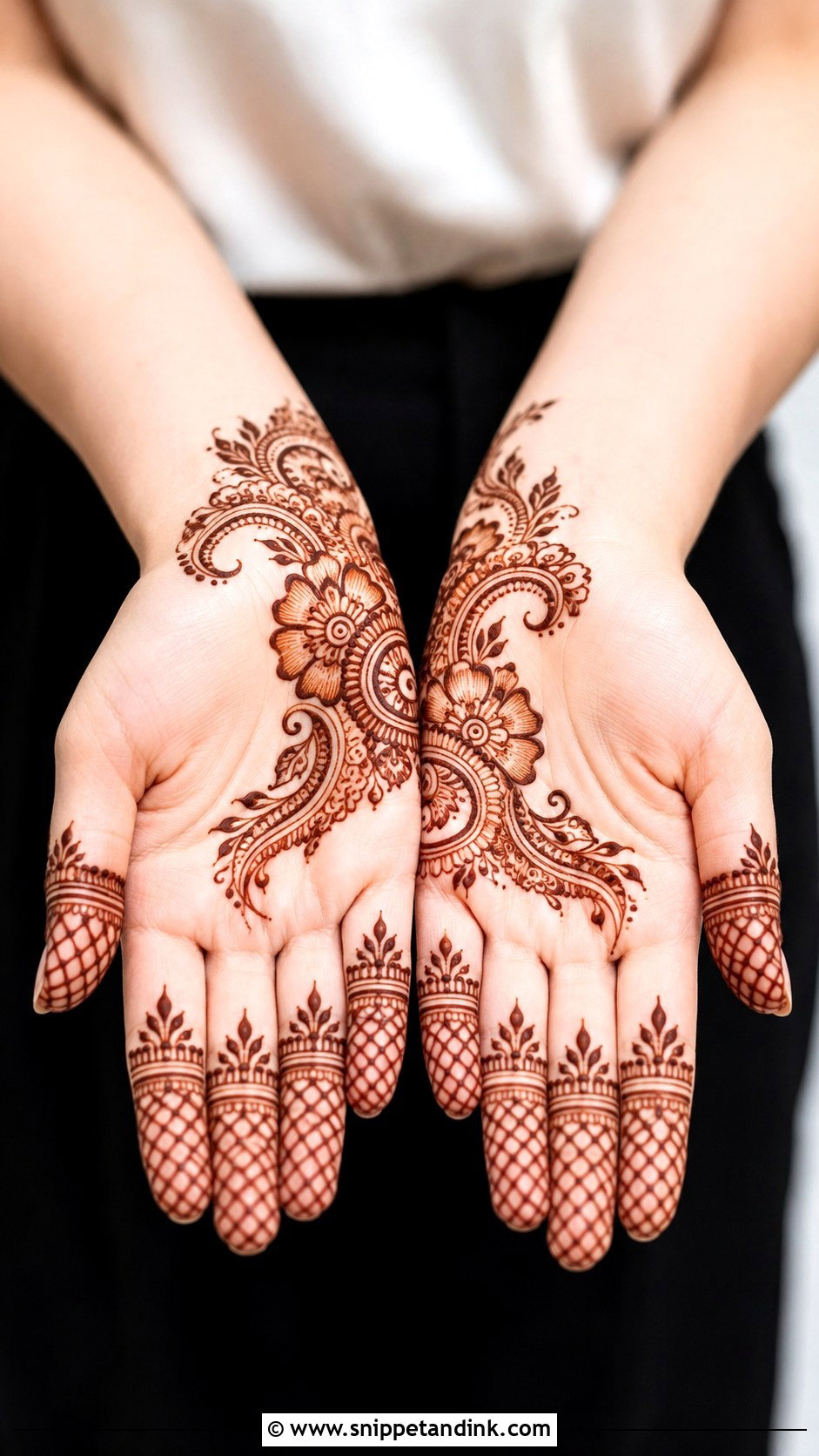 Easy Half Hand Mehndi Design - Snippet and Ink - 35 Mehndi Designs for Beginners