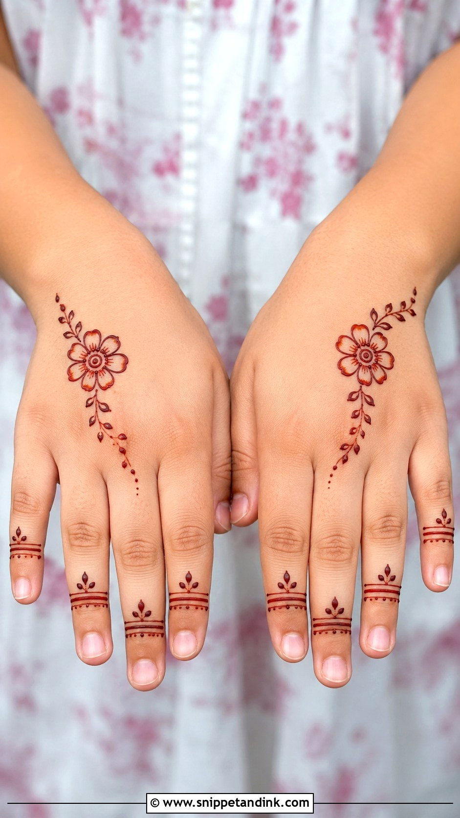 Easy Kids Mehndi Design - Snippet and Ink - 35 Easy Mehndi Designs for Beginners