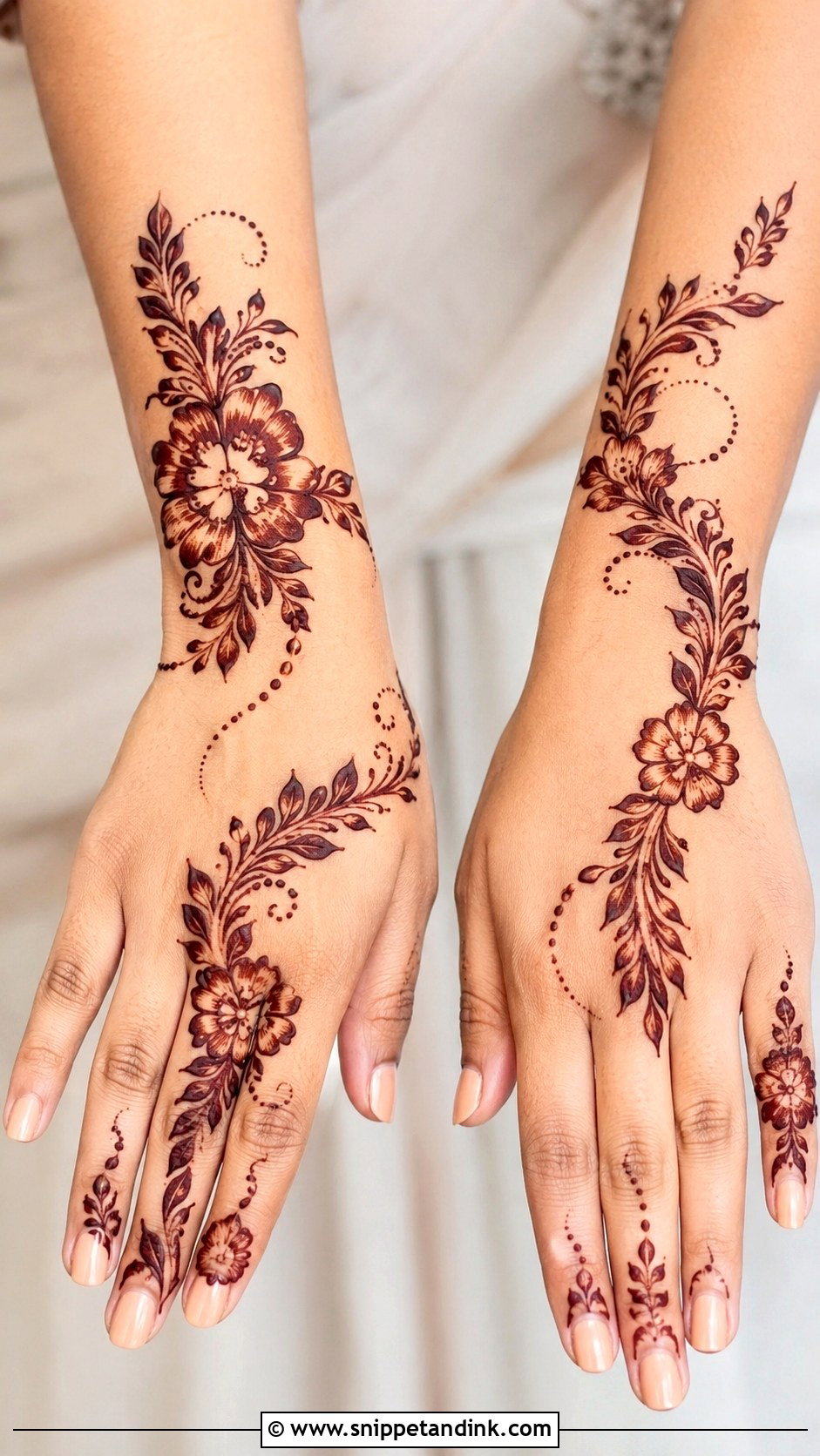 Easy Negative Space Mehndi Design - Snippet and Ink - 35 Easy Mehndi Design Ideas