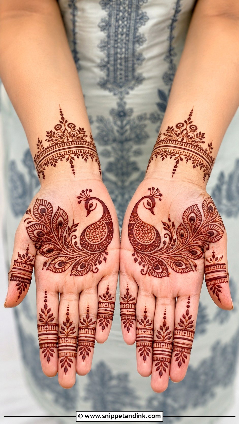 Easy Peacock Mehndi Design - Snippet and Ink - 35 Peacock Mehndi Designs