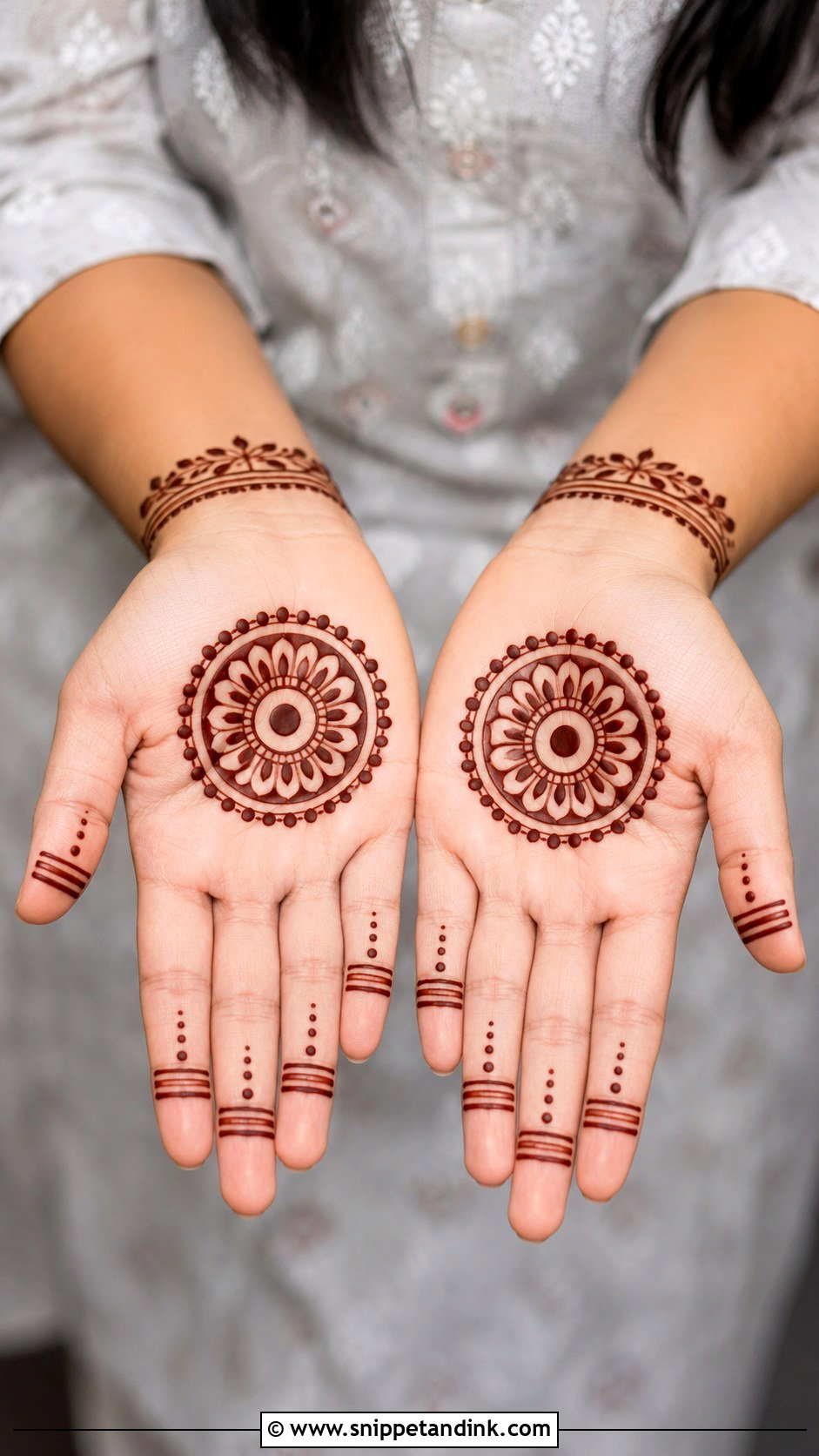 Easy Round Mehndi Design For Beginners - Snippet and Ink - 35 Round Mehndi Design Ideas