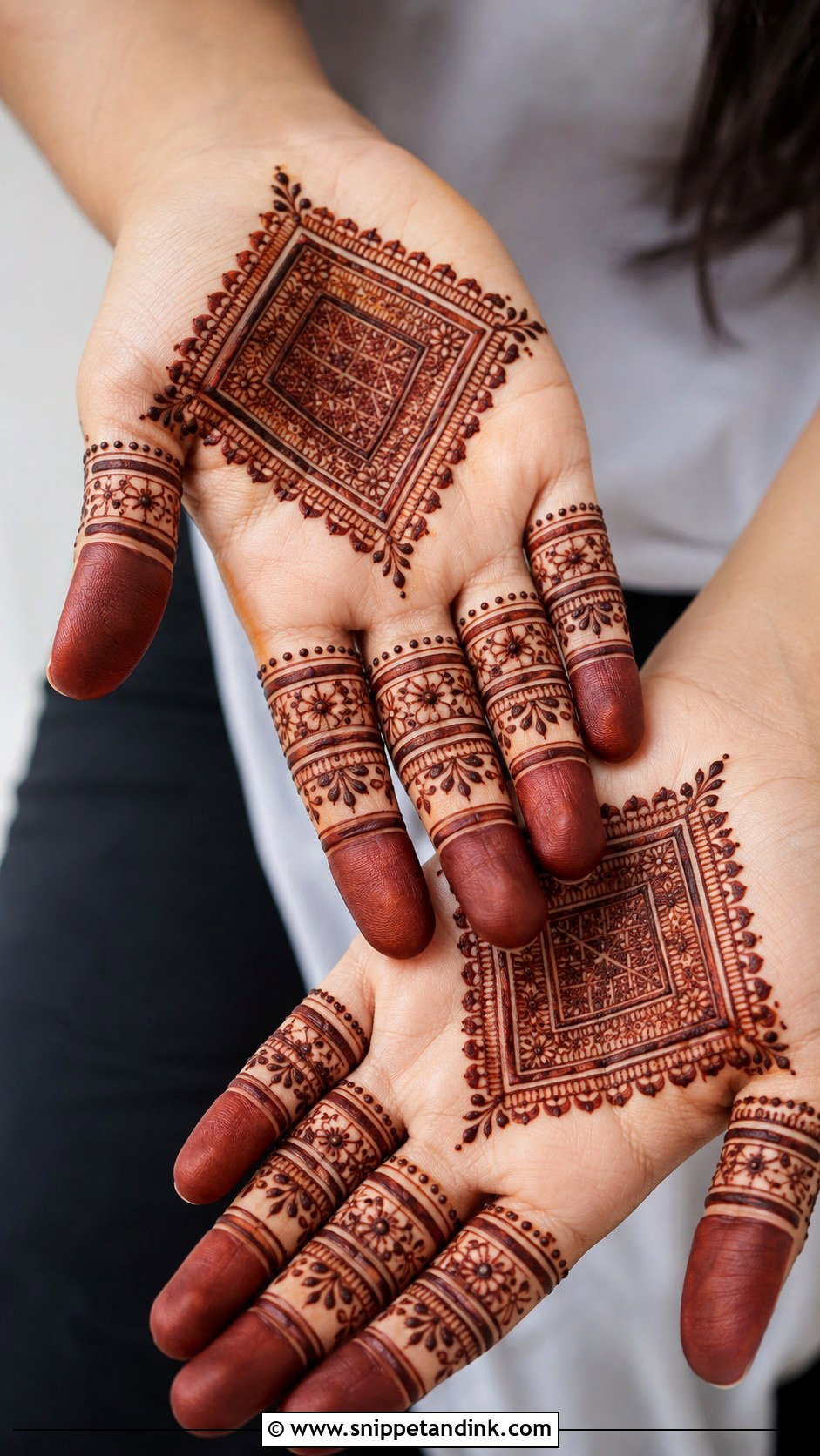 Easy Square Palm Mehndi Design - Snippet and Ink - 35 Simple Easy Palm Mehndi Design Ideas