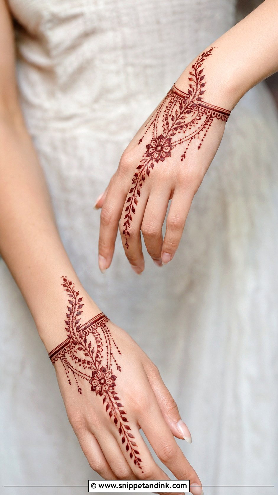 Easy Wrist Mehndi Design - Snippet and Ink - 35 Easy Mehndi Designs for Beginners