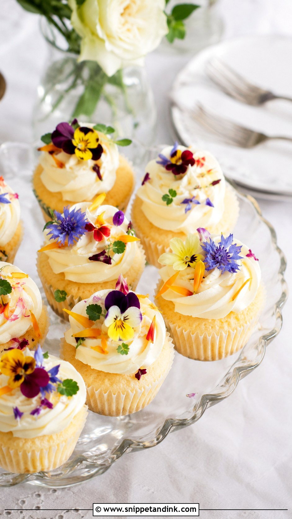 Edible Flower Wedding Cupcakes - Snippet and Ink - 20 Cupcake Ideas with Flowers for Wedding