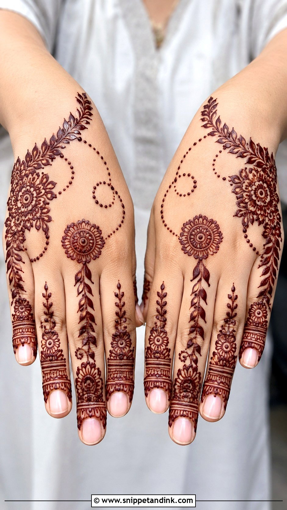 Eid Mehndi Design - Snippet and Ink - 35 Mehndi Art Designs