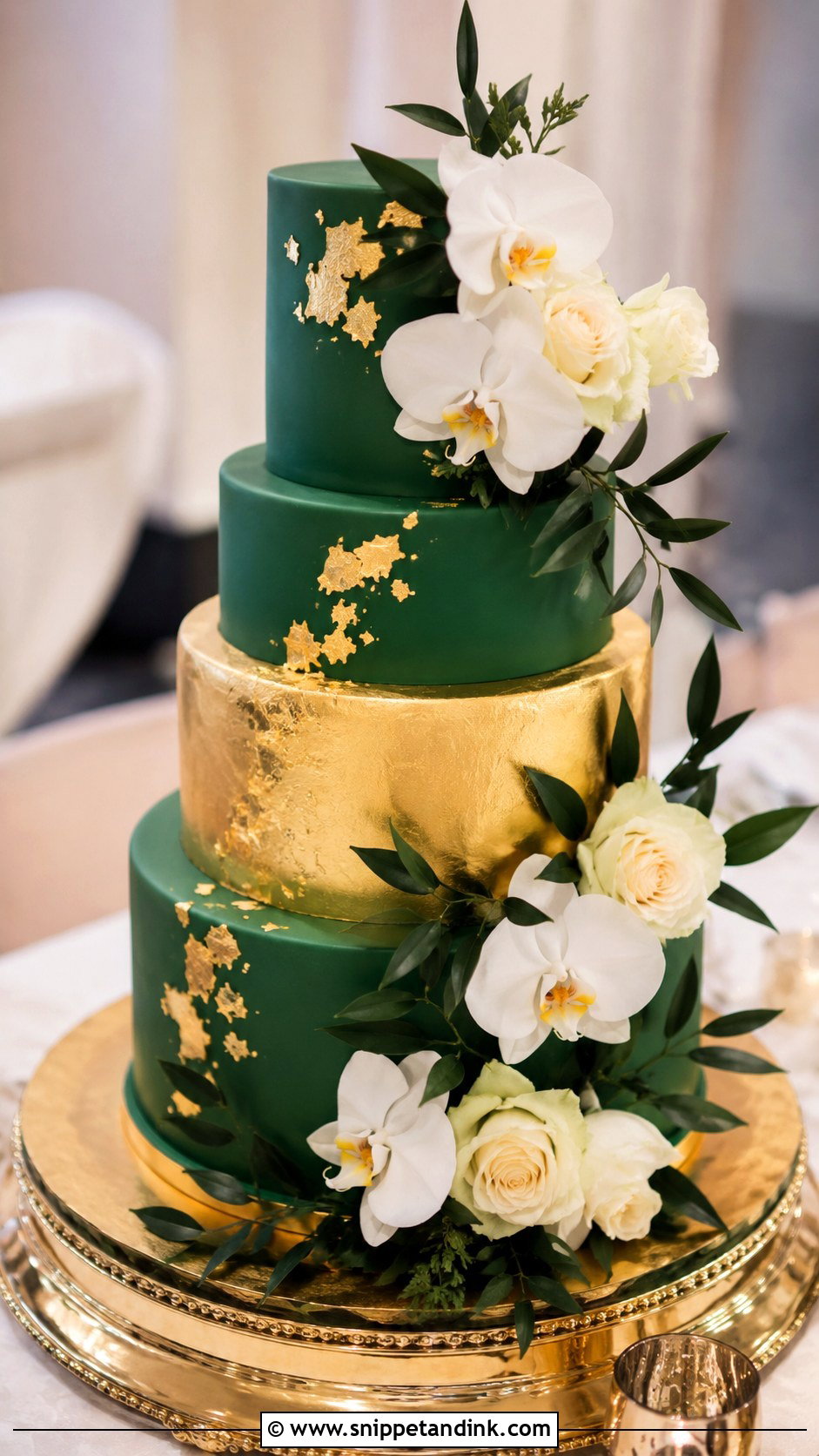 Emerald Green Wedding Cake - Snippet and Ink - 20 Jewel Tone Wedding Cake Ideas