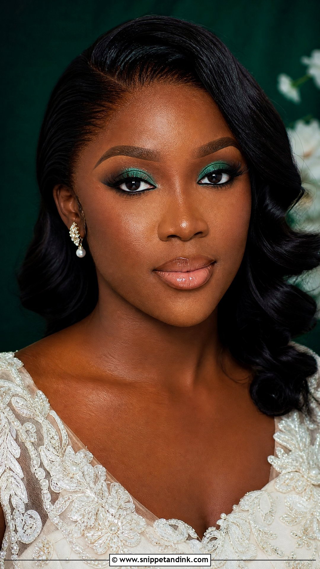 Emerald Wedding Makeup For Dark Brown Eyes - Snippet and Ink - 20 Wedding Makeup for Dark Brown Eyes