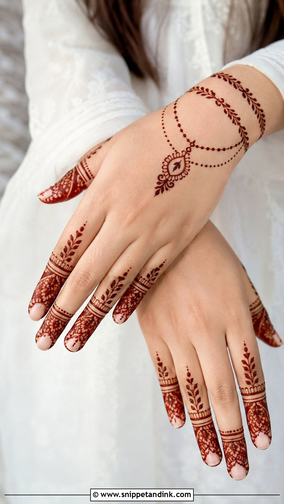Fancy Finger Mehndi Design - Snippet and Ink - 35 Fancy Mehndi Designs