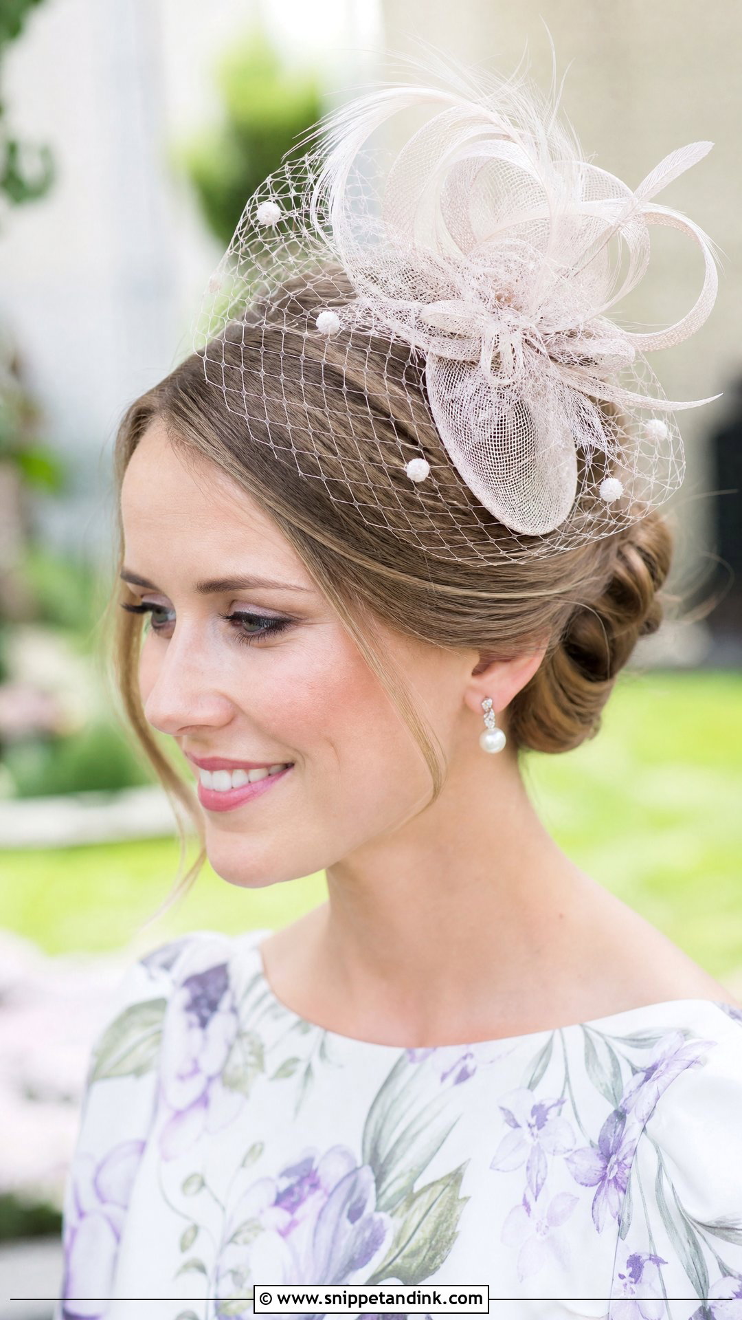 Fascinator for Wedding Guests - Snippet and Ink - 20 Wedding Guest Hair Accessories