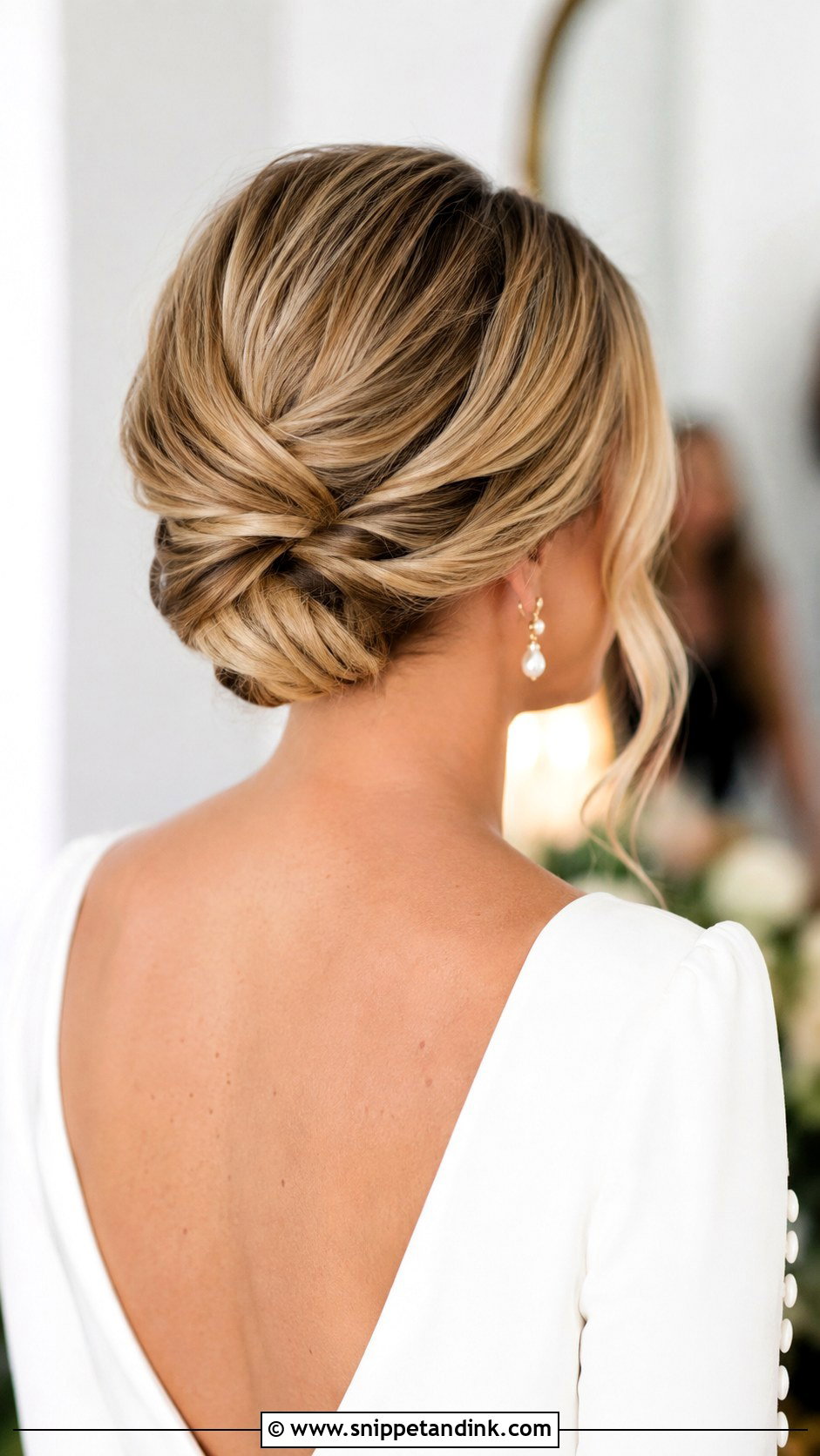 Faux Bob Updo - Snippet and Ink - 30 Short Wedding Hairstyles