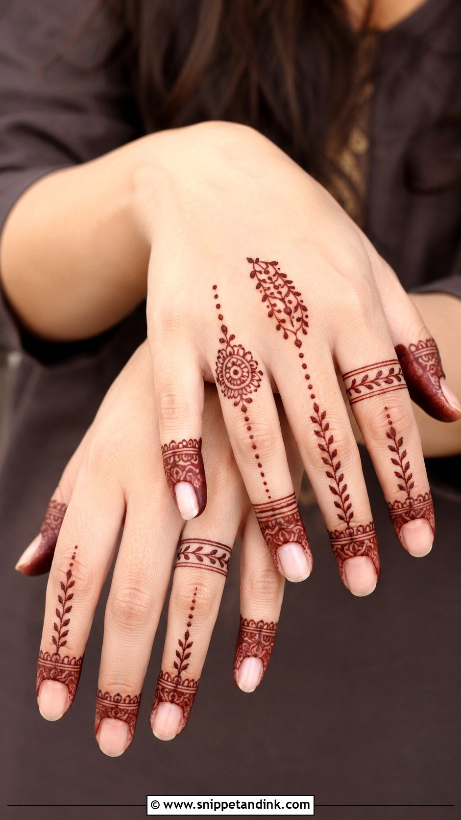 Finger Back Hand Mehndi Design - Snippet and Ink - 35 Simple Beautiful Back Hand Mehndi Designs