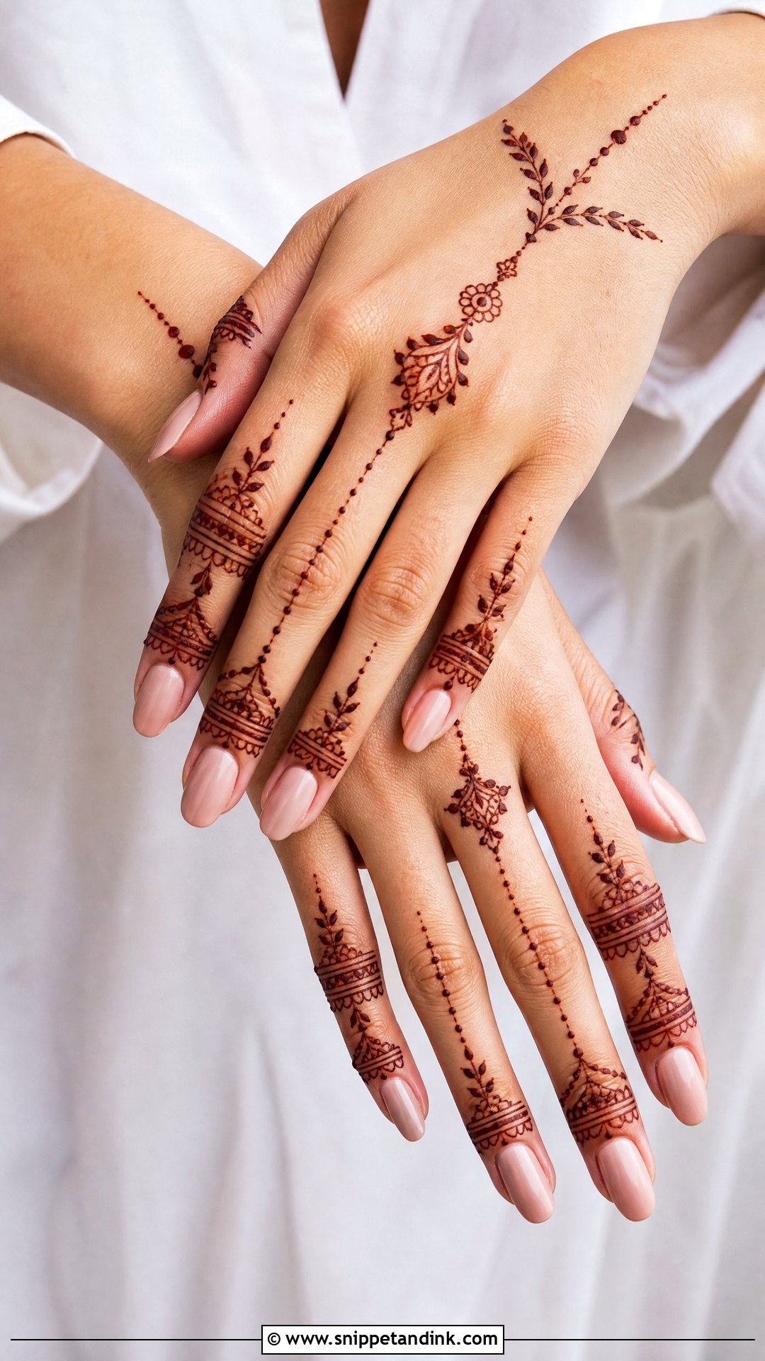 Finger Mehndi Design - Snippet and Ink - 35 Mehndi Designs