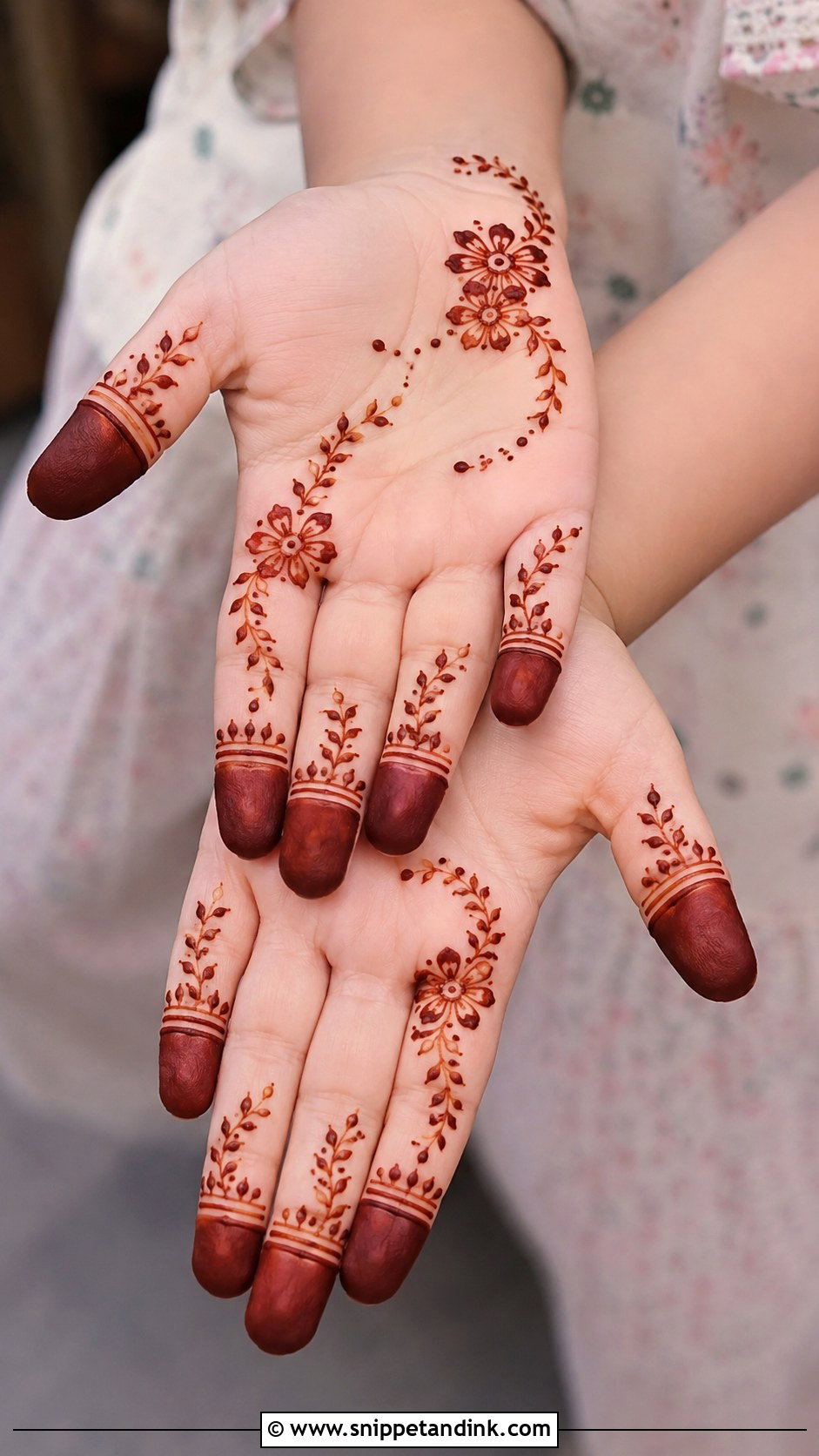 Finger Mehndi Design For Kids - Snippet and Ink - 35 Finger Mehndi Design Ideas