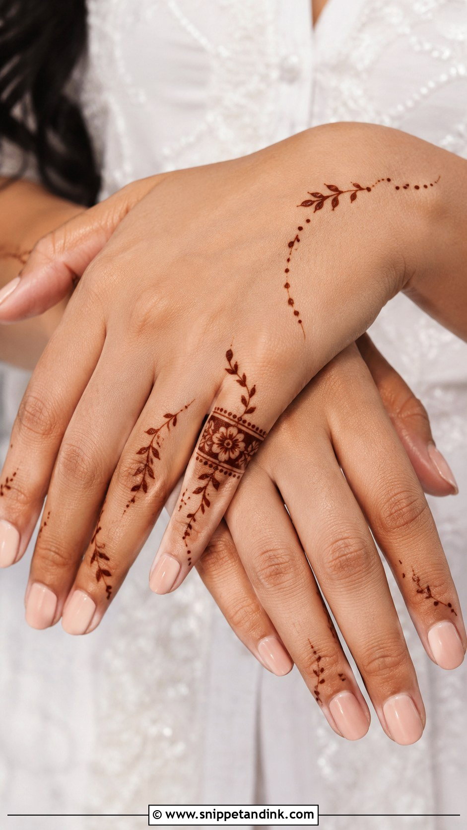 Finger Mehndi Design For School Function - Snippet and Ink - 35 Simple Fingers Mehndi Designs