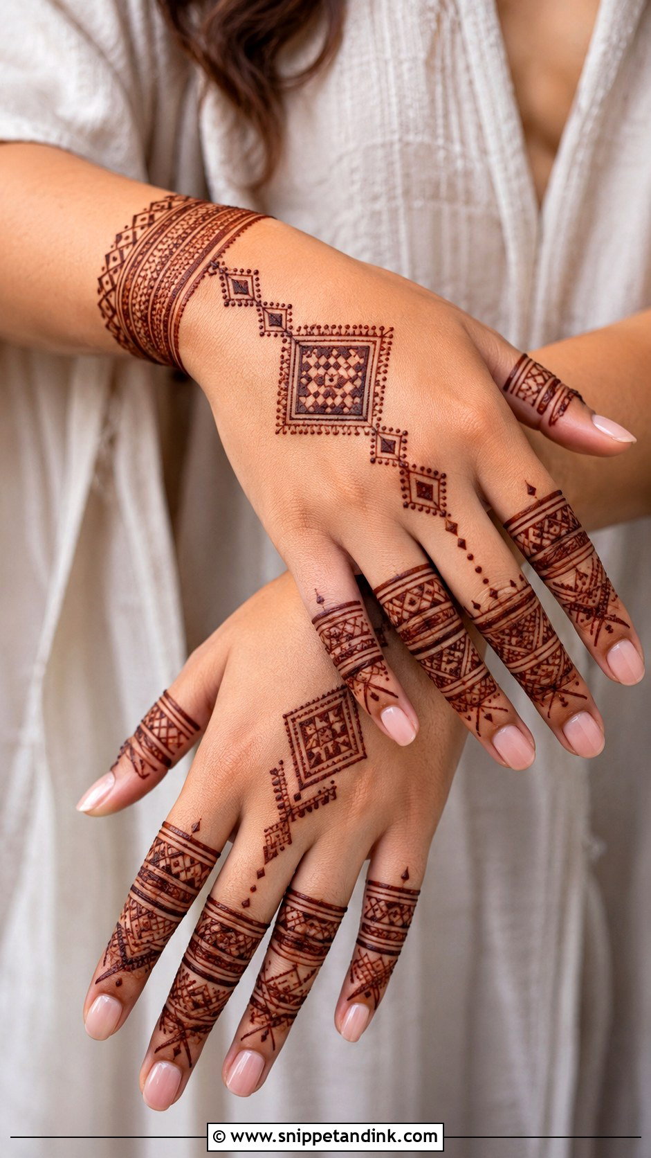 Finger Mehndi Design With Geometric Pattern - Snippet and Ink - 35 Finger Mehndi Design Ideas
