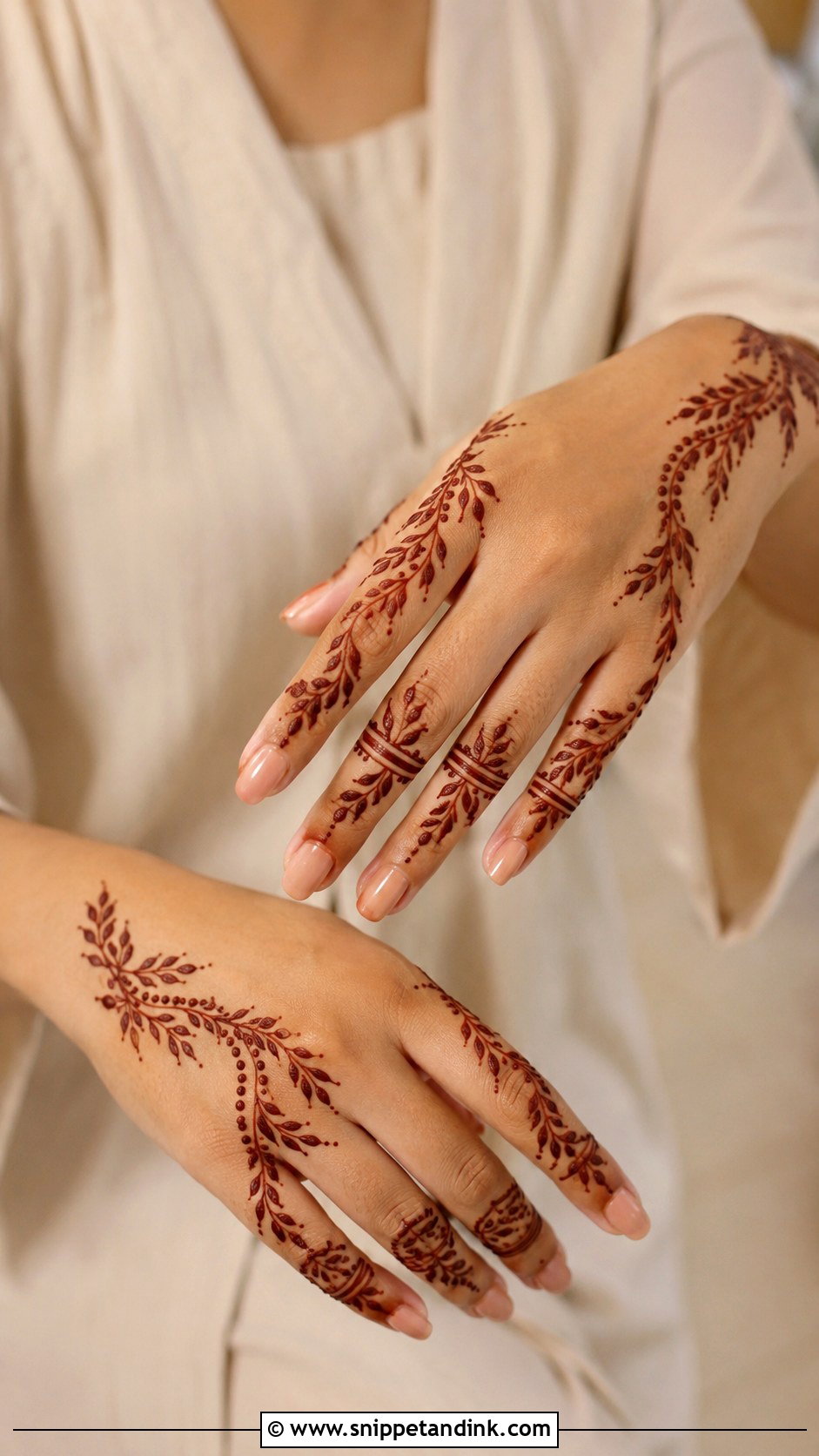 Finger Mehndi Design With Leaves - Snippet and Ink - 35 Simple Fingers Mehndi Designs