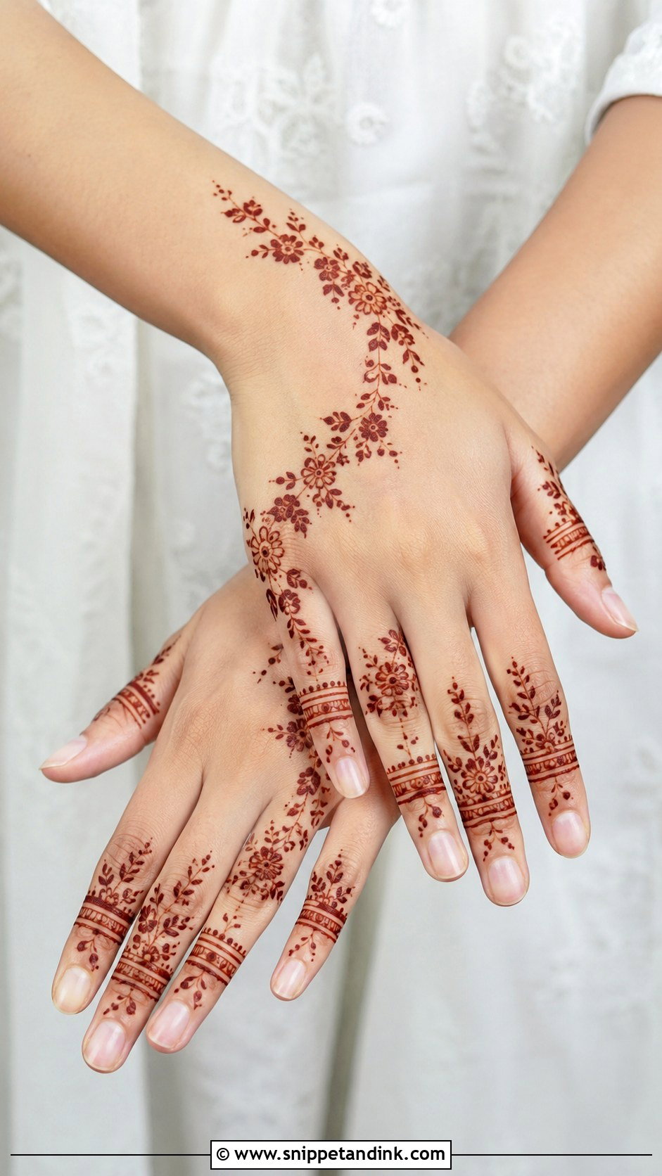 Finger Mehndi Design With Open Space - Snippet and Ink - 35 Simple Fingers Mehndi Designs