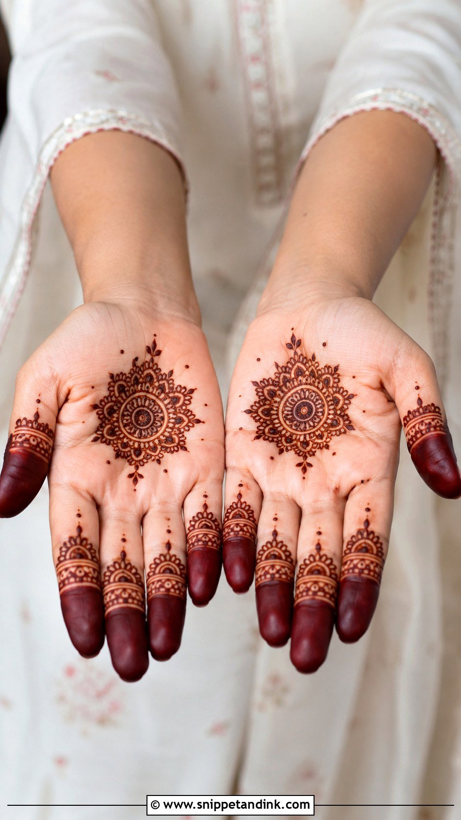 Finger Tips Mehndi Design - Snippet and Ink - 35 Fingers Mehndi Design Ideas