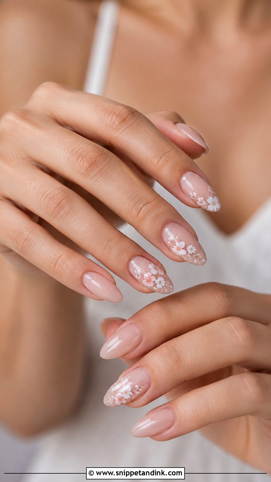 Floral Accent Wedding Nails - Snippet and Ink - 20 Wedding Nails for Mother of the Bride