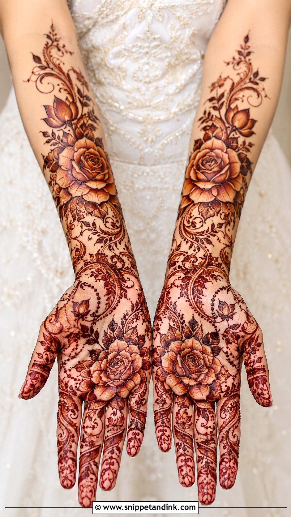 Floral Bridal Mehndi Design - Snippet and Ink - 30 Latest Unique Bridal Mehndi Designs