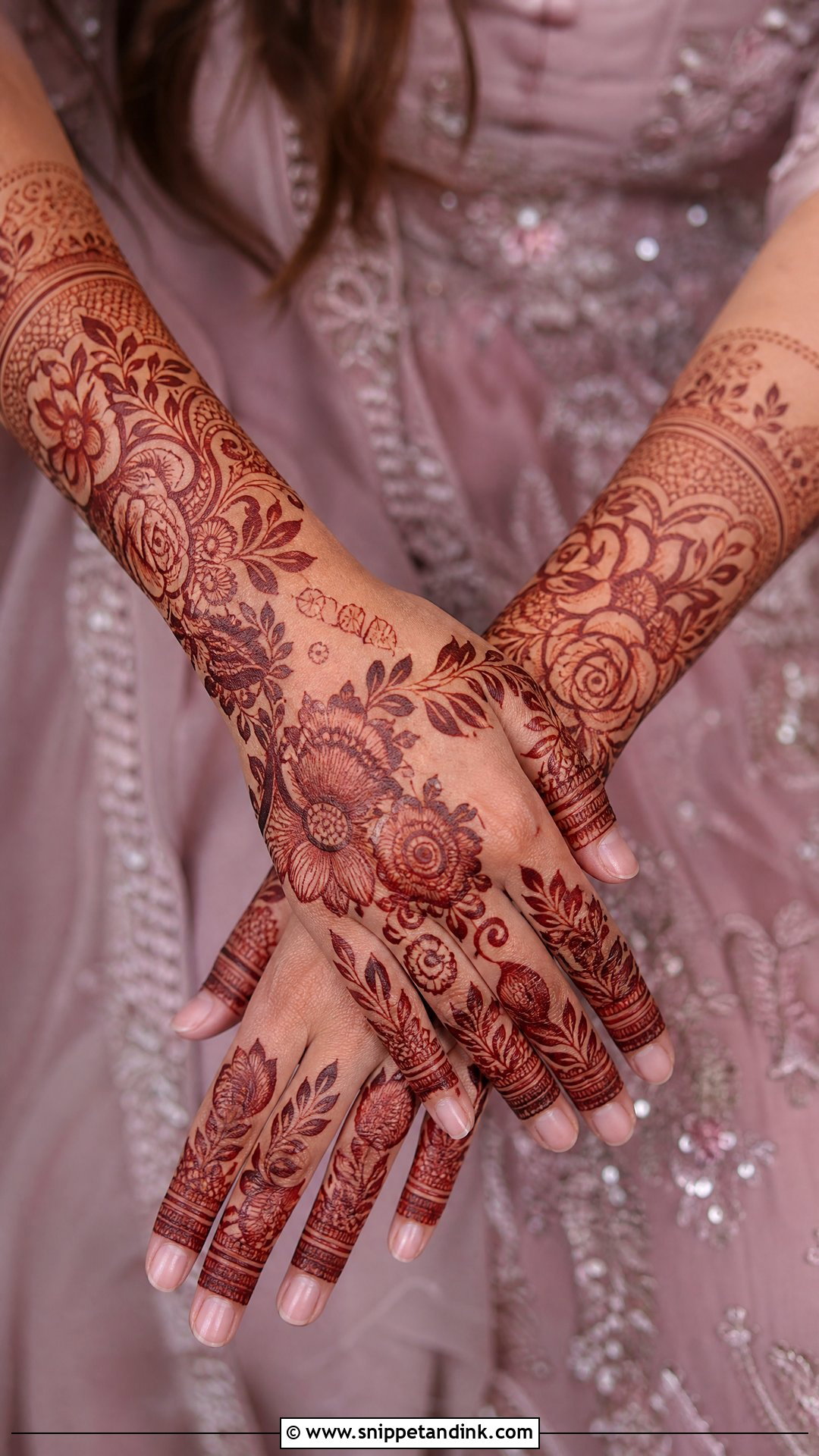 Floral Pakistani Bridal Mehndi - Snippet and Ink - 25 Pakistani Bridal Mehndi Designs