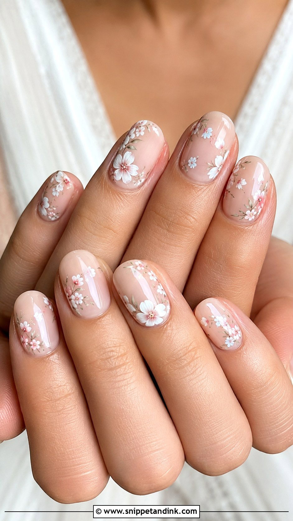 Floral Round Wedding Nails - Snippet and Ink - 20 Round Wedding Nails