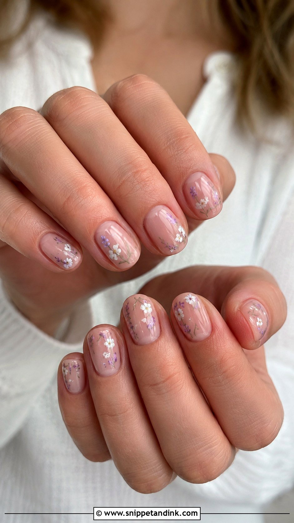 Floral Wedding Guest Nails - Snippet and Ink - 20 Simple Nails for Wedding Guest