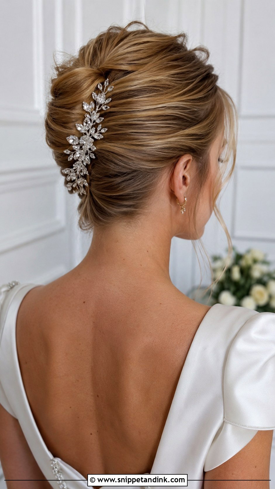 French Twist For Short Hair - Snippet and Ink - 25 Short Hair Bridal Hairstyles