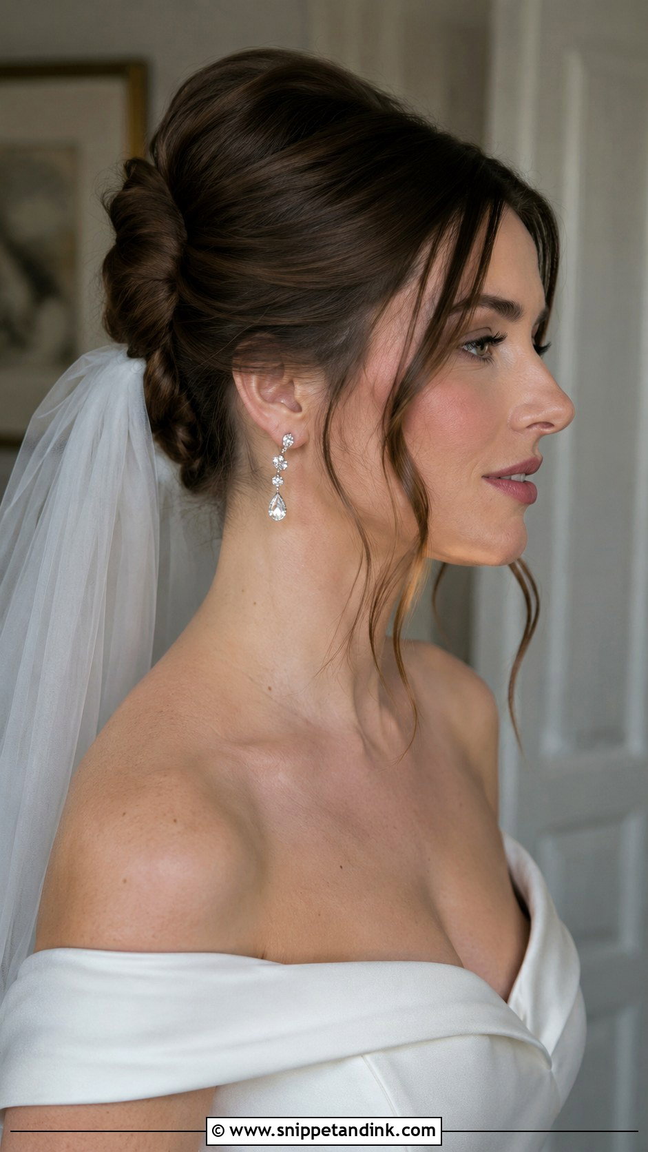 French Twist for Classic Brides - Snippet and Ink - 20 Fall Wedding Hair Ideas