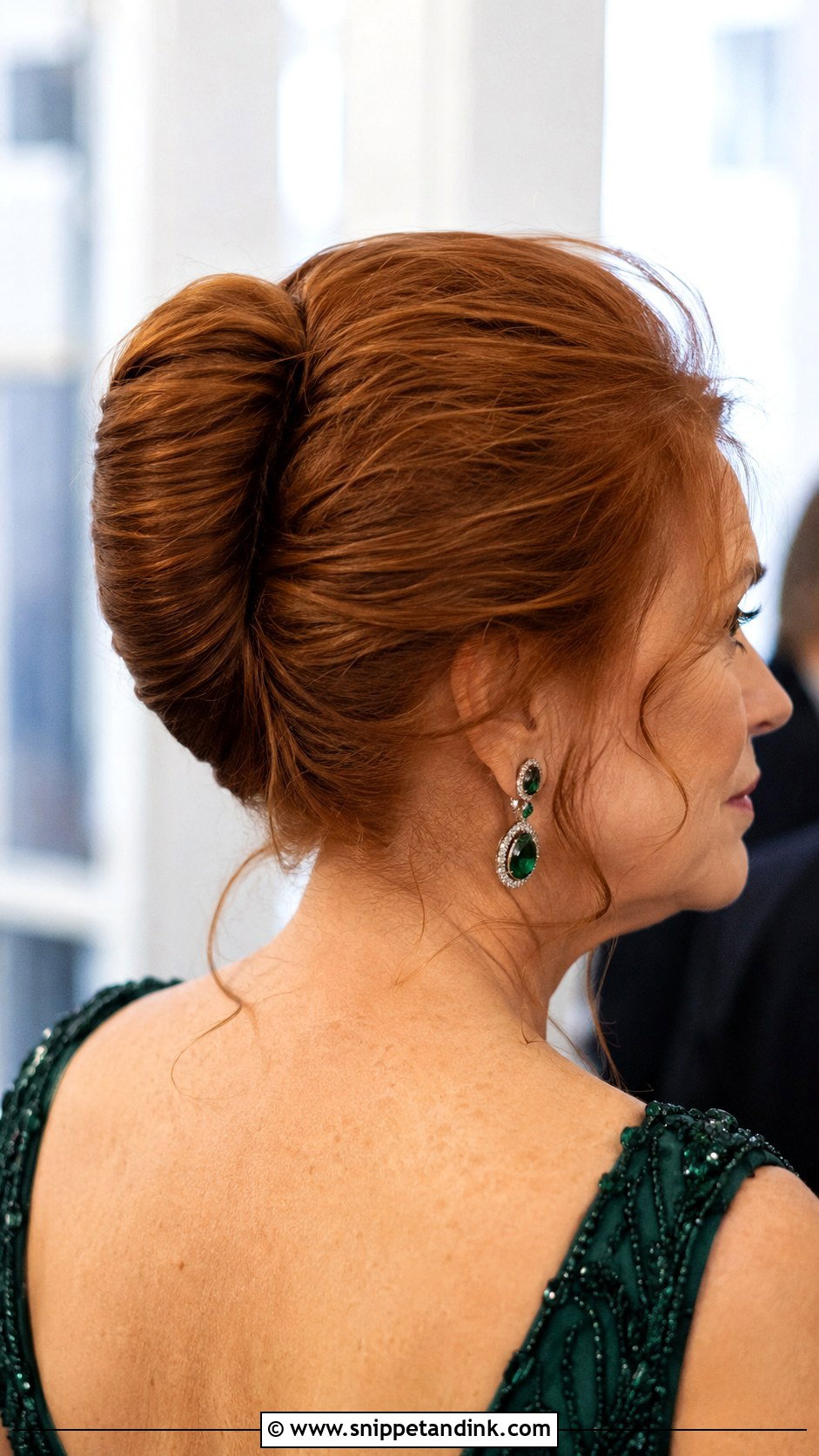 French Twist for Mother of the Groom - Snippet and Ink - 20 Mother of the Groom Medium Hairstyles