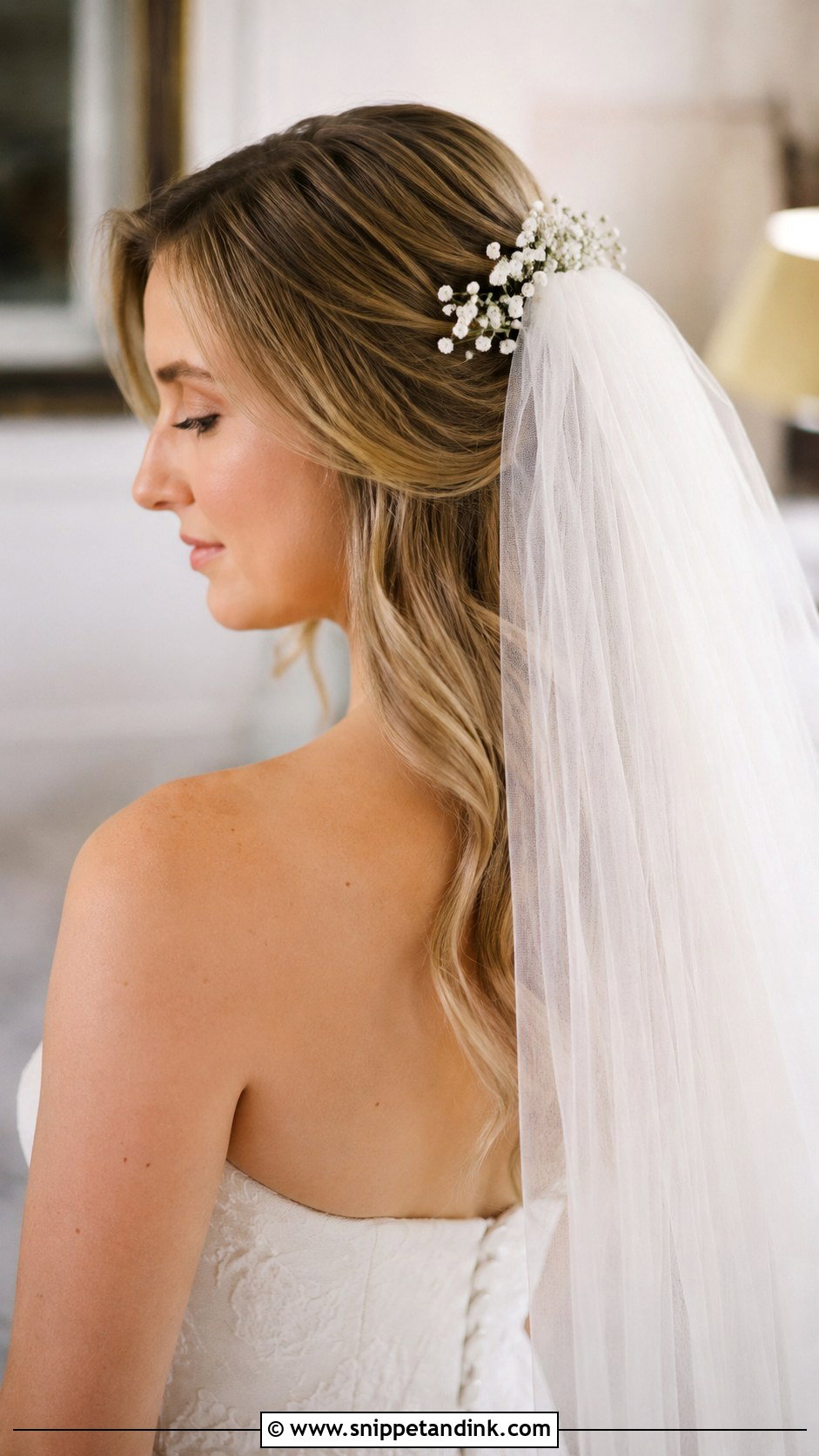 Fresh Flowers With a Veil - Snippet and Ink - 20 Flowers in Hair for Wedding