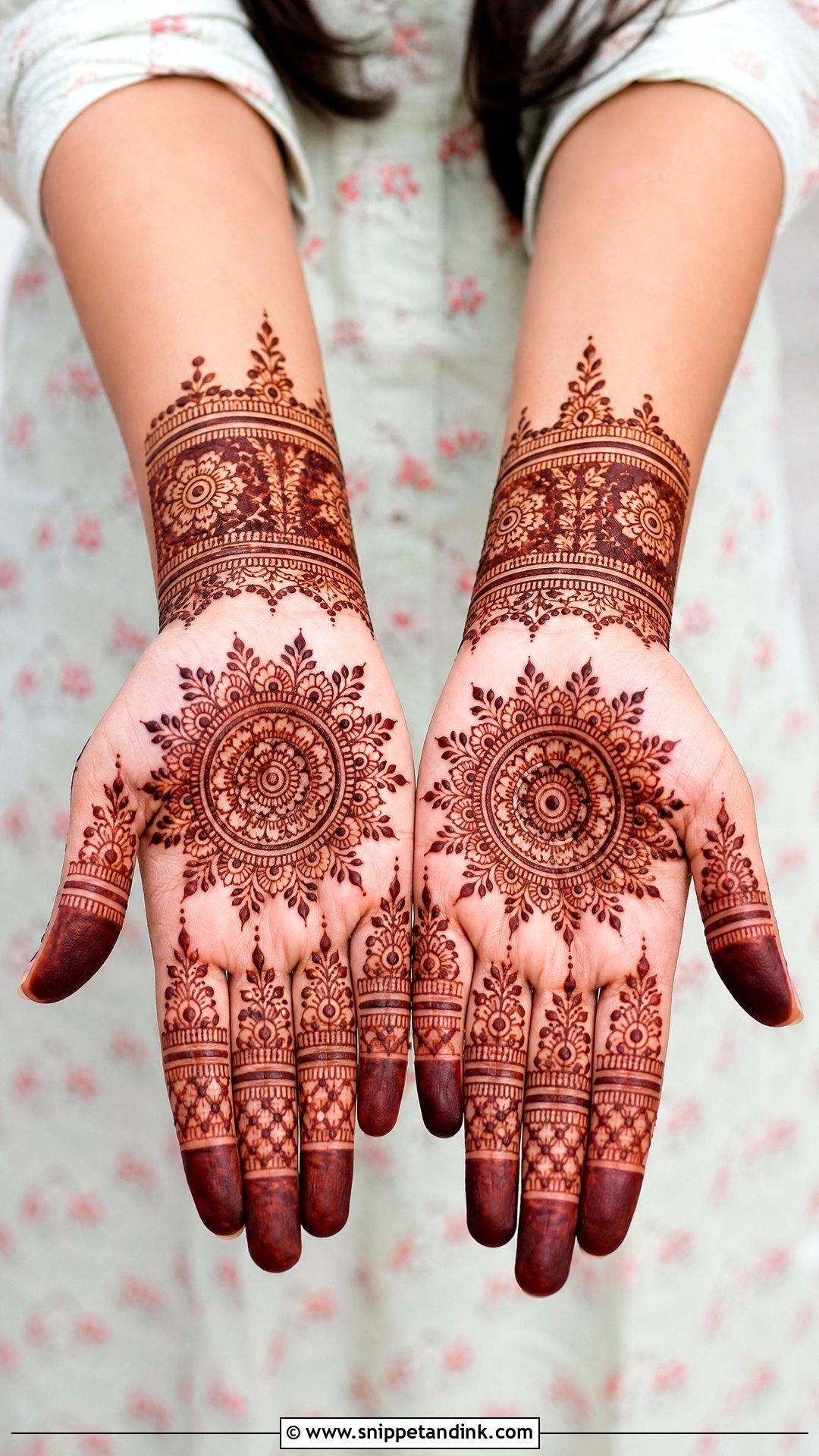 Front Hand Banch Mehndi Design - Snippet and Ink - 30 Banch Mehndi Design Ideas