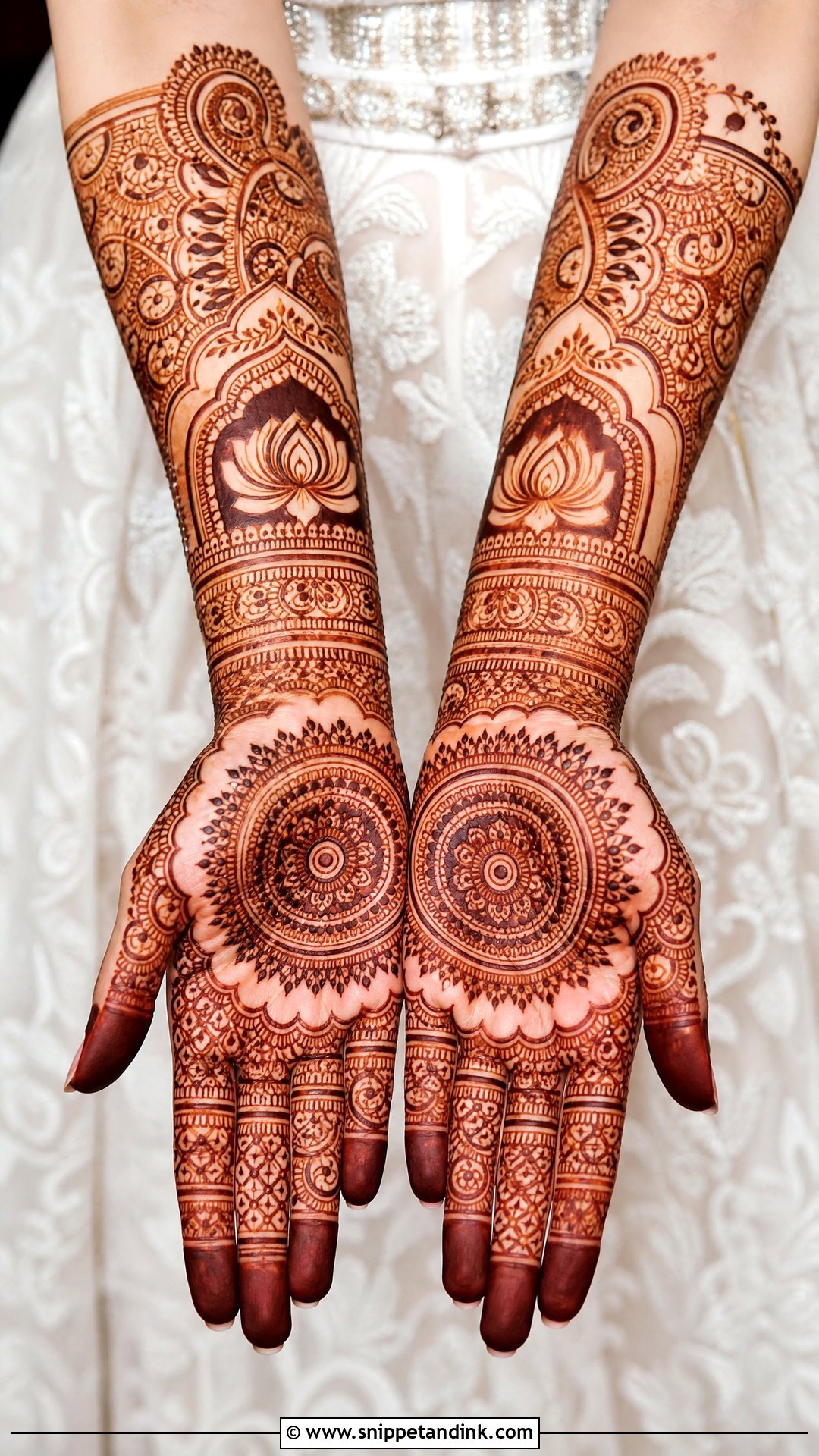 Front Hand Bridal Mehndi - Snippet and Ink - 25 Mehndi Bridal Look Ideas