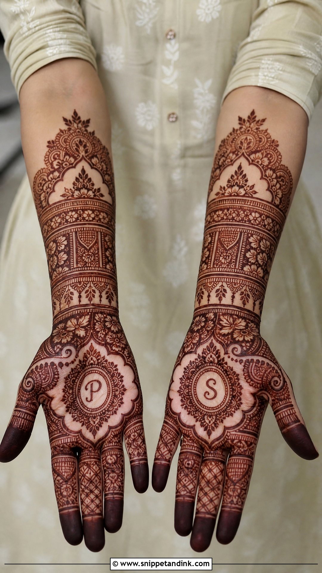 Front Hand Bridal Mehndi Design - Snippet and Ink - 20 Bridal Wedding Mehndi Designs Brides